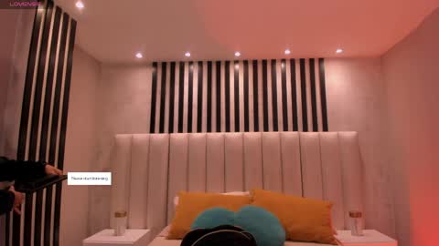 Erika Benz online show from May 2026 12:22:01 PM