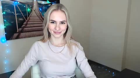 Erika online show from January 2025 01:01:01 PM