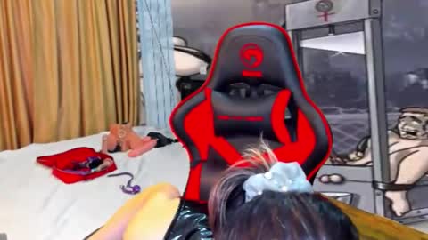 Snapshot of erikalorren chatting on December 2024 09:48:01 PM erikalorren online show from December 2024 09:48:01 PM