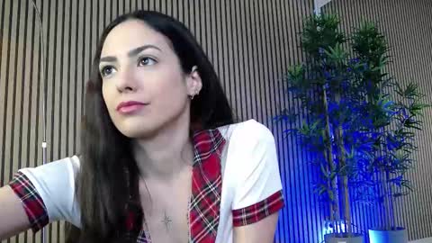 erikarossee online show from February 2026 07:02:01 AM