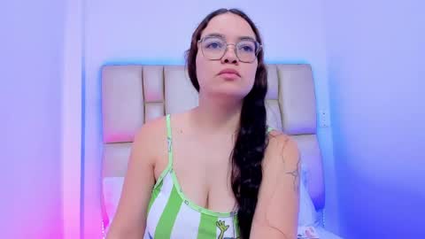 Erika online show from May 2026 12:54:02 PM
