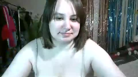 Erika online show from June 2026 05:49:01 AM