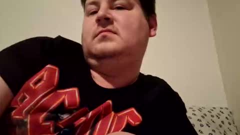 Snapshot of erikstar chatting on December 2025 12:07:02 AM erikstar online show from December 2025 12:07:02 AM