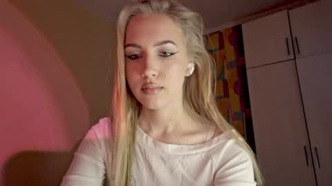 Katrin online show from June 2026 04:38:01 PM