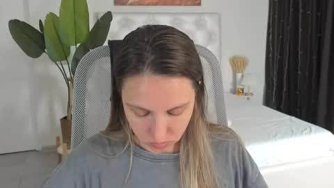 erinwise online show from July 2026 06:39:01 AM