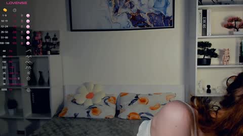 Snapshot of erline_may chatting on December 2024 10:33:02 AM Sofia online show from December 2024 10:33:02 AM