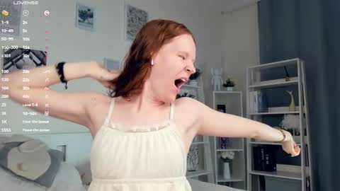 Snapshot of erline_may chatting on September 2025 07:33:02 AM Sofia online show from September 2025 07:33:02 AM