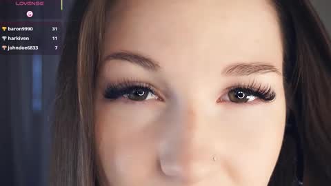 Erline and Monica online show from November 2025 08:02:02 AM