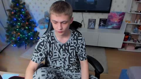 Max online show from January 2025 10:40:01 PM