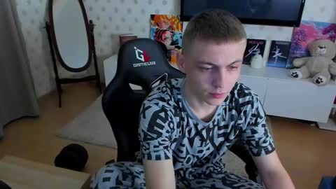 Max online show from February 2025 07:52:01 PM