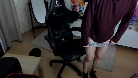 Max online show from February 2025 12:08:02 AM