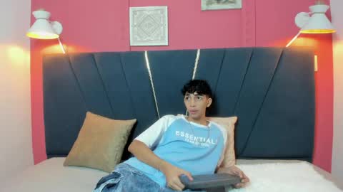 ero_boy40 online show from May 2026 03:24:02 AM