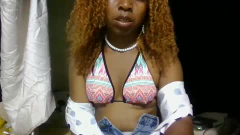 Snapshot of erolinee chatting on September 2025 07:08:02 AM erolinee online show from September 2025 07:08:02 AM