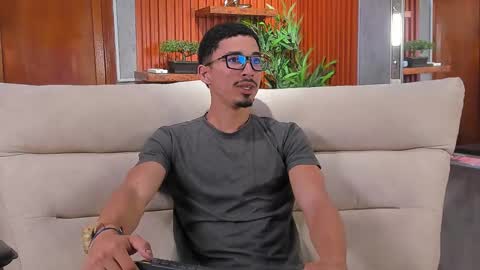 Snapshot of eros_becker_ chatting on March 2026 12:14:01 AM eros_becker_ online show from March 2026 12:14:01 AM