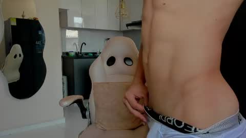 eros_becker_ online show from August 2026 04:54:02 PM