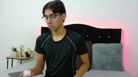 Eros Lux1 online show from June 2026 12:52:02 PM