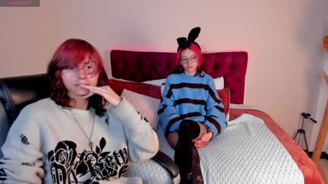 eros_nyx_ online show from April 2026 05:52:01 AM