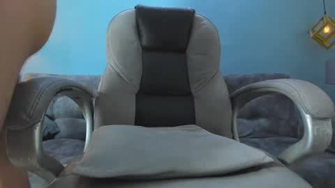 Eross online show from December 2025 01:09:02 PM