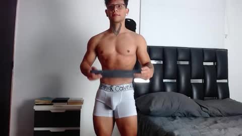 Snapshot of erosscott chatting on December 2025 02:35:02 PM Eros online show from December 2025 02:35:02 PM