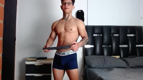 Snapshot of erosscott chatting on February 2026 08:18:02 PM Eros online show from February 2026 08:18:02 PM