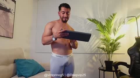 Snapshot of eroswolfs chatting on January 2025 11:36:02 PM eroswolf online show from January 2025 11:36:02 PM