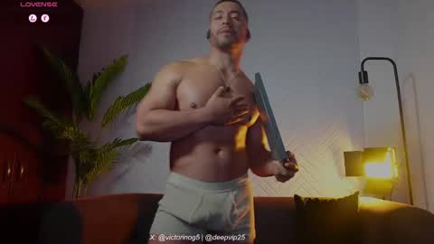 eroswolf online show from May 2026 11:32:01 PM