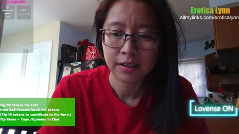 Snapshot of eroticalynn chatting on January 2025 08:46:01 PM Lynn online show from January 2025 08:46:01 PM