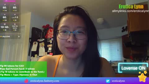 Snapshot of eroticalynn chatting on February 2025 07:53:02 PM Lynn online show from February 2025 07:53:02 PM