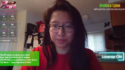 Snapshot of eroticalynn chatting on February 2025 07:23:01 PM Lynn online show from February 2025 07:23:01 PM