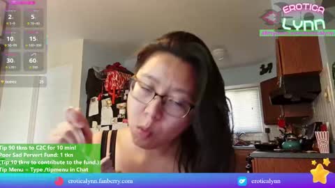 Snapshot of eroticalynn chatting on September 2025 06:56:02 PM Lynn online show from September 2025 06:56:02 PM