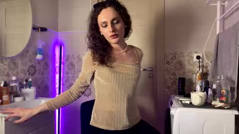 Snapshot of eroticartsss chatting on January 2026 02:08:01 PM Rachel Rach online show from January 2026 02:08:01 PM