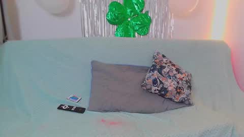 Snapshot of erzsidragon chatting on March 2026 12:50:01 AM ErzsiDragon online show from March 2026 12:50:01 AM