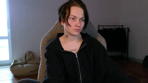 esajukyy online show from May 2026 10:56:02 AM