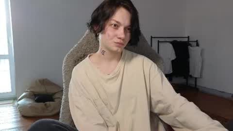 esajukyy online show from July 2026 12:53:01 PM
