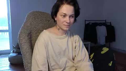 esajukyy online show from July 2026 01:50:01 PM
