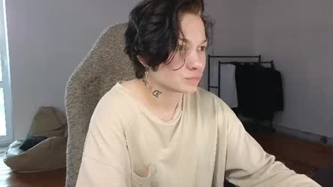 esajukyy online show from July 2026 01:18:02 PM