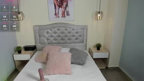 Escarlet online show from January 2026 01:48:01 PM