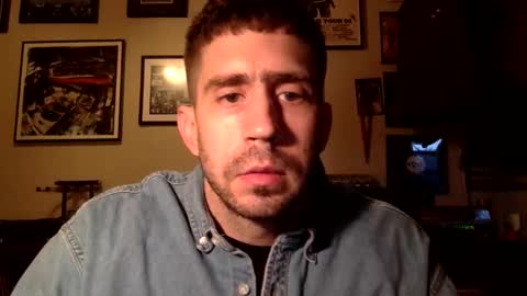 Snapshot of esdee420 chatting on January 2026 09:42:01 PM esdee420 online show from January 2026 09:42:01 PM