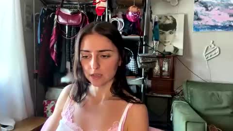 Snapshot of esi_cb chatting on July 2026 02:13:01 PM Esi online show from July 2026 02:13:01 PM