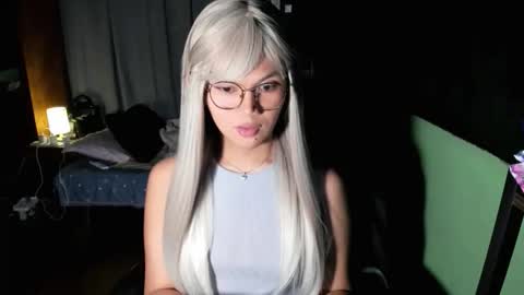 Chelliane online show from October 2025 04:19:02 AM