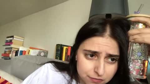 esimaralda online show from May 2026 03:41:02 PM