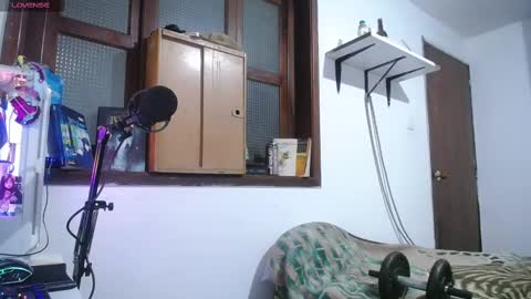 Snapshot of esjrobles chatting on December 2024 02:57:01 AM Esteban online show from December 2024 02:57:01 AM