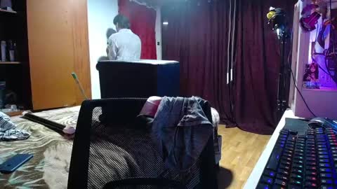 Snapshot of esjrobles chatting on March 2025 11:20:01 AM Esteban online show from March 2025 11:20:01 AM