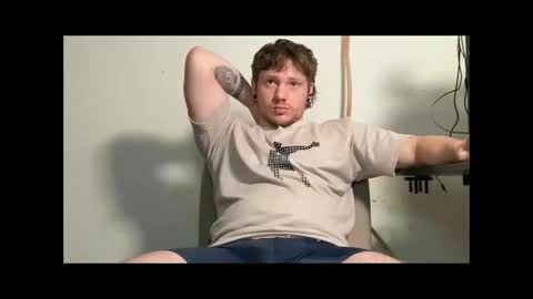 eskol212 online show from December 2025 12:26:01 AM