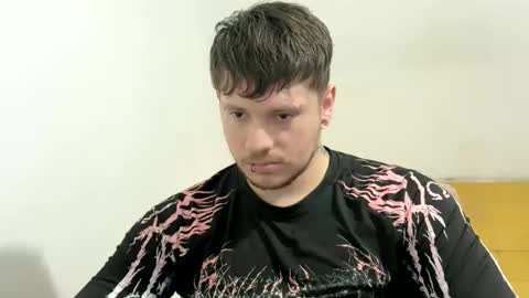 eskol212 online show from March 2026 05:01:02 PM