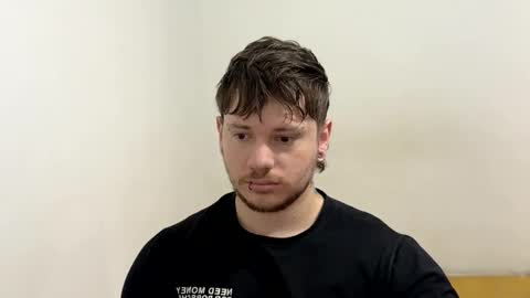 eskol212 online show from April 2026 03:54:01 PM