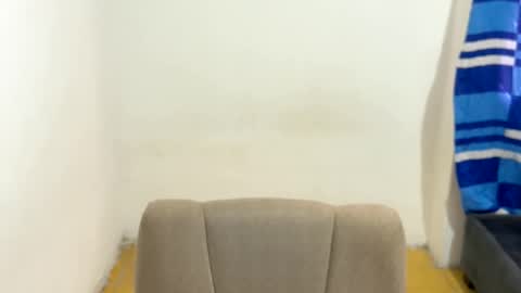 Snapshot of eskol212 chatting on May 2026 03:17:01 PM eskol212 online show from May 2026 03:17:01 PM