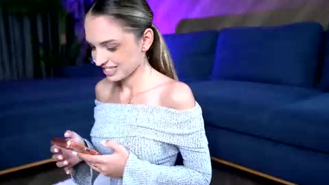 Raluca  online show from July 2026 12:19:02 AM