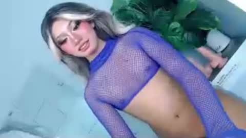 esmeralda28x online show from July 2026 01:30:02 AM