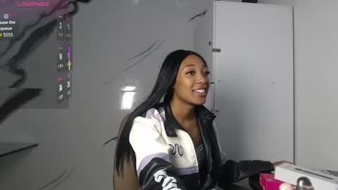 esmeralda_bk online show from October 2025 11:01:02 PM